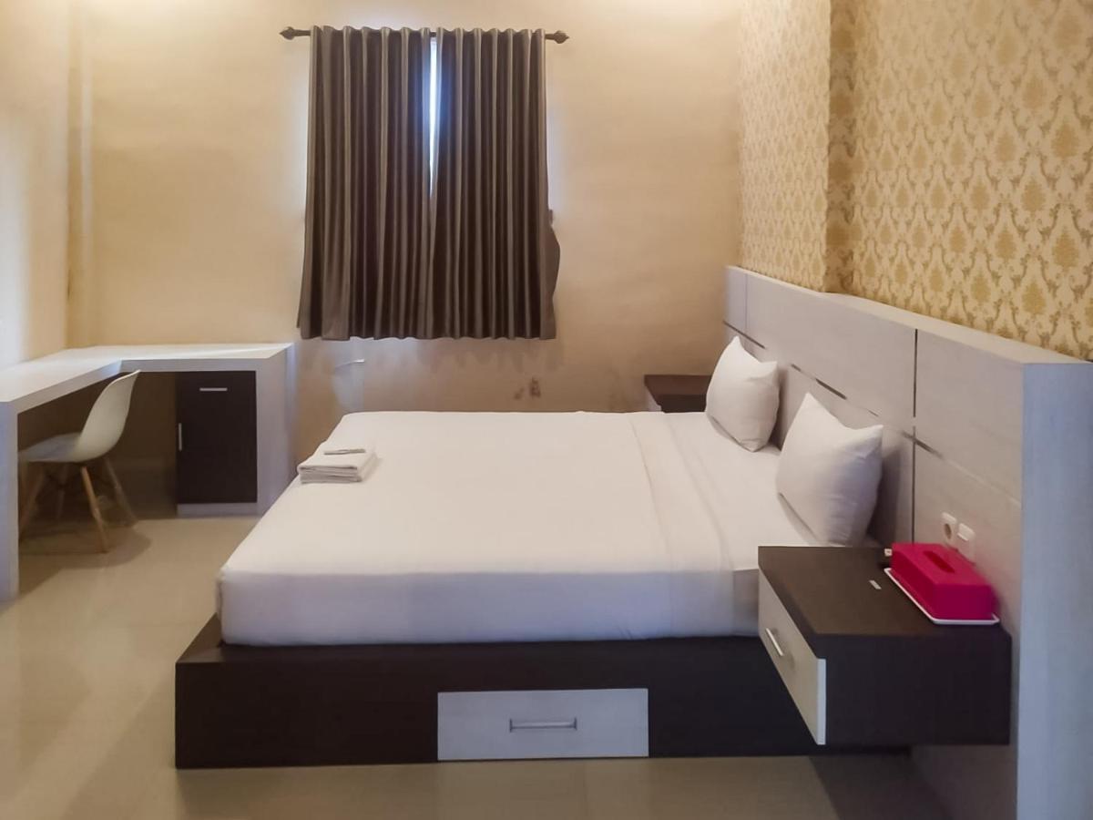 北干巴鲁 Reddoorz Syariah Near Sultan Syarif Kasim II Airport酒店 外观 照片
